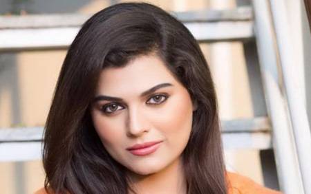 Umar Farooq pens letter to Interior Minister demanding
            investigation against Sofia Mirza